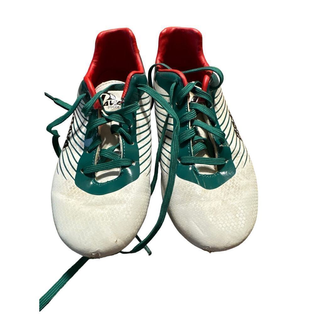 Brava Size 2.5D US White/Green Soccer Cleats